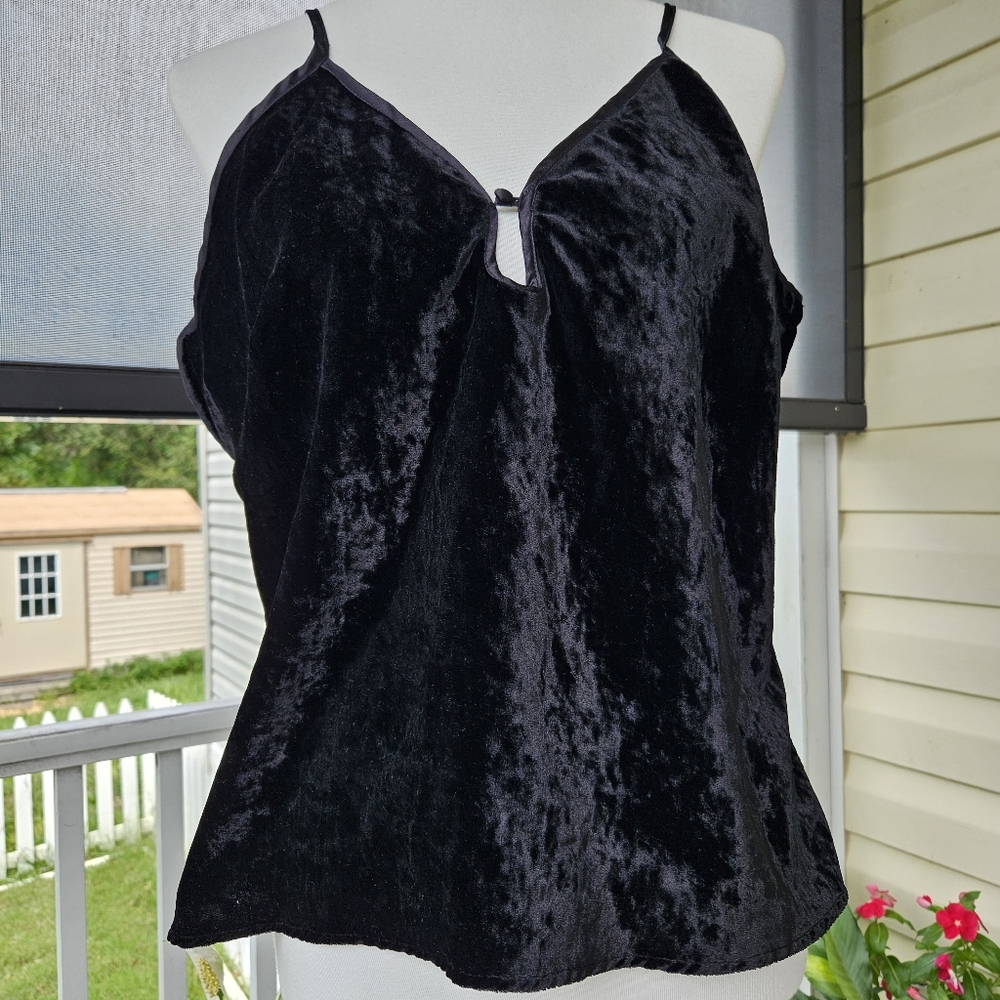 Linda Hartman Velvet Camisole Top Size L Black Spaghetti Strap Coquette Y2K Vamp